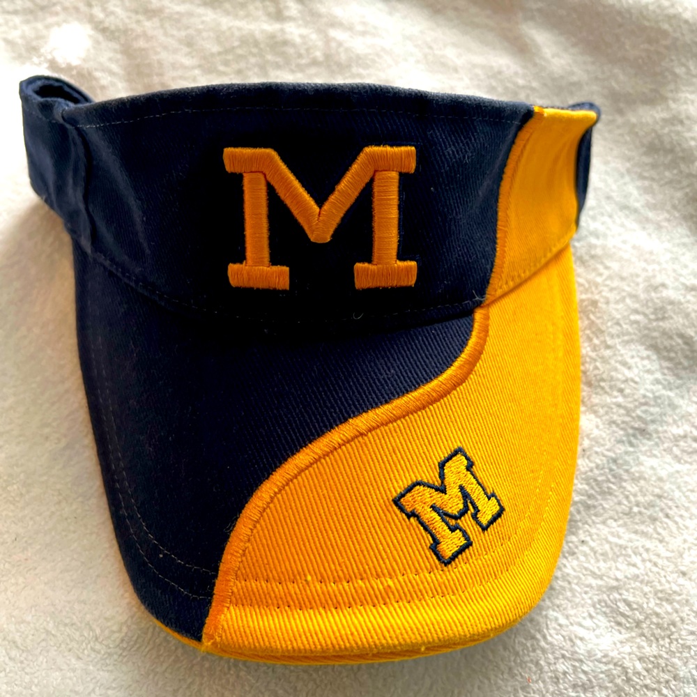 NCAA - University of Michigan Wolverines - Visor